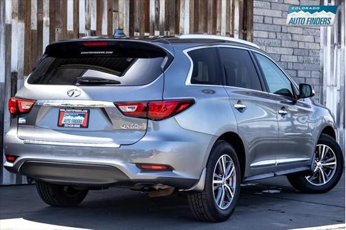 2017 INFINITI QX60 Base