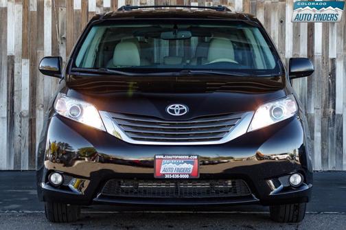 2013 Toyota Sienna XLE