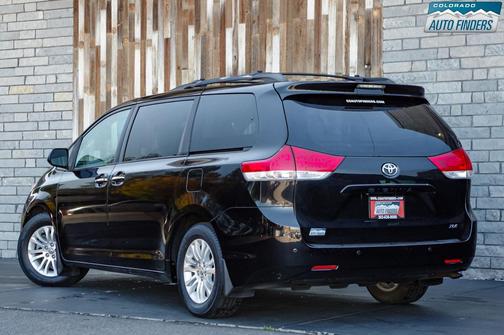 2013 Toyota Sienna XLE