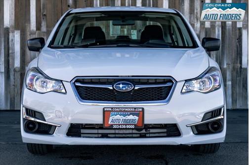 2016 Subaru Impreza 2.0i