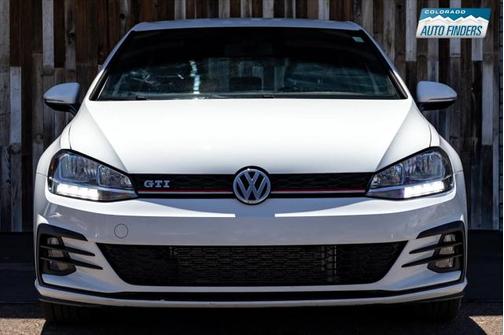 2018 Volkswagen Golf GTI 2.0T S 4-Door