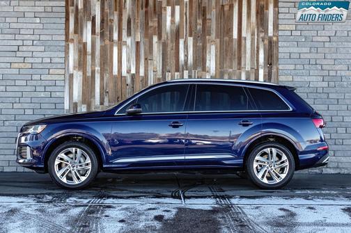 2021 Audi Q7 45 Premium Plus