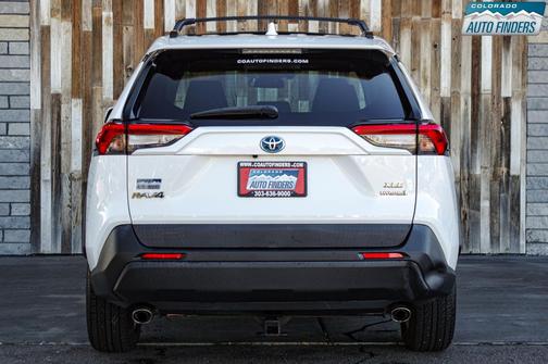 2020 Toyota RAV4 Hybrid XLE