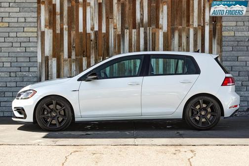 Oryx White Pearl 2019 Volkswagen Golf R 2.0T DSG
