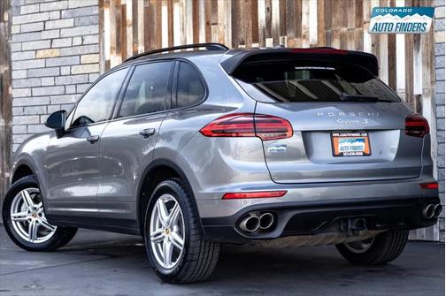 2017 Porsche Cayenne S