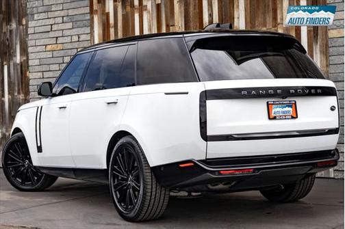 2023 Land Rover Range Rover P530 SE
