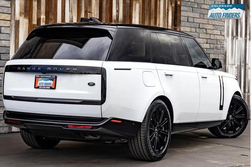 2023 Land Rover Range Rover P530 SE