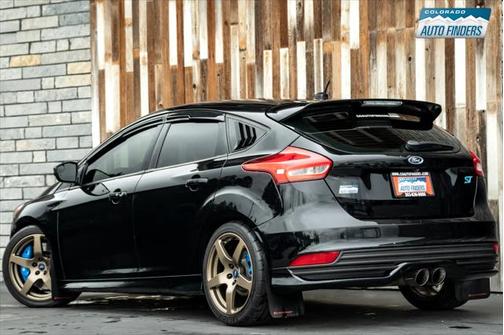 2017 Ford Focus ST
