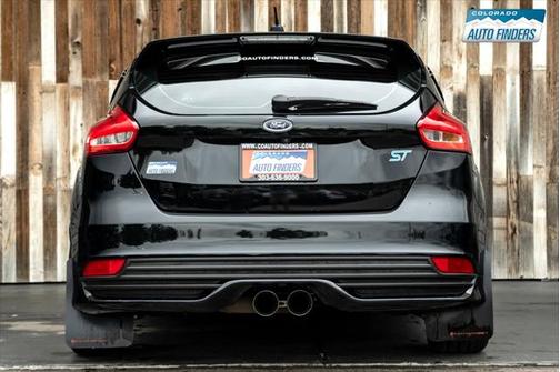 2017 Ford Focus ST