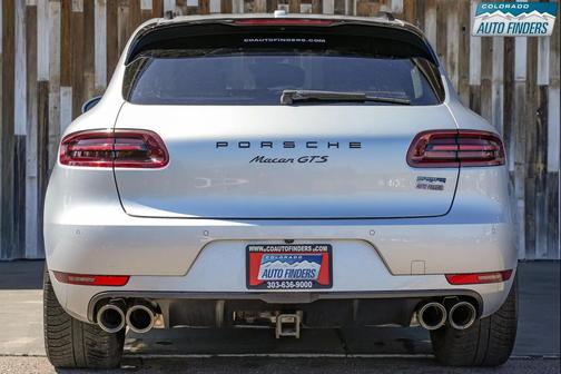 Rhodium Silver Metallic 2018 Porsche Macan Macan GTS