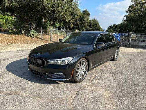 2017 BMW 740 740i 4dr Sedan