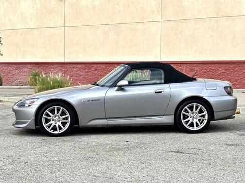 2005 Honda S2000 Base