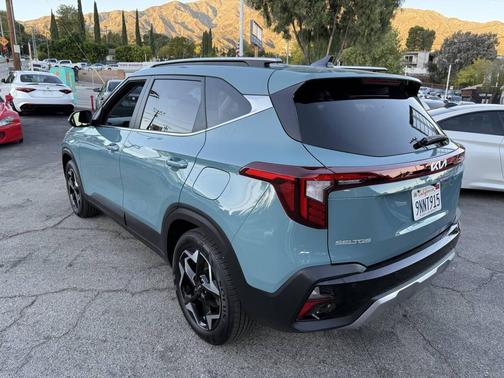 2025 Kia Seltos EX
