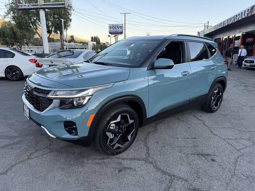2025 Kia Seltos EX