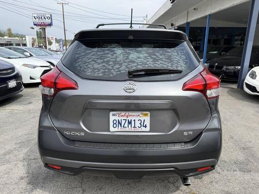 2019 Nissan Kicks SR