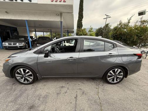 2020 Nissan Versa 1.6 S