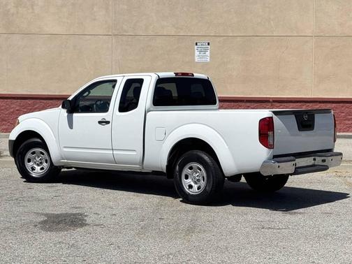 2016 Nissan Frontier S