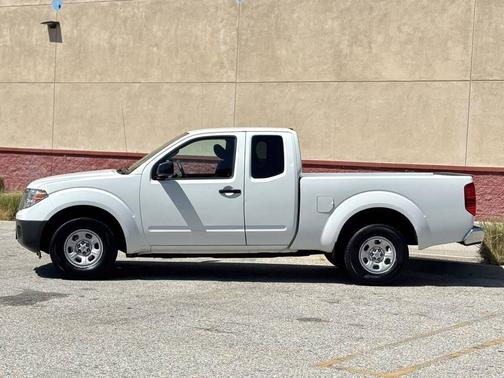 2016 Nissan Frontier S
