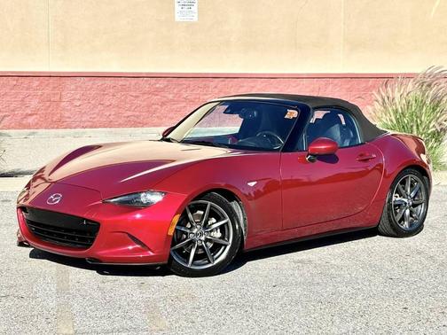2016 Mazda MX-5 Miata Grand Touring