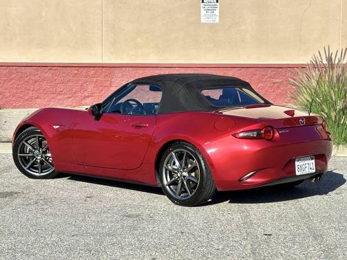 2016 Mazda MX-5 Miata Grand Touring