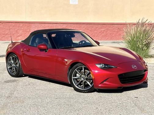 2016 Mazda MX-5 Miata Grand Touring