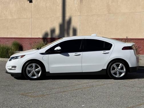 2013 Chevrolet Volt Base