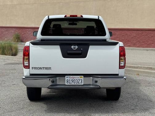 2016 Nissan Frontier S