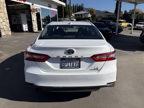 2020 Toyota Camry LE