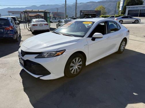 2020 Toyota Camry LE