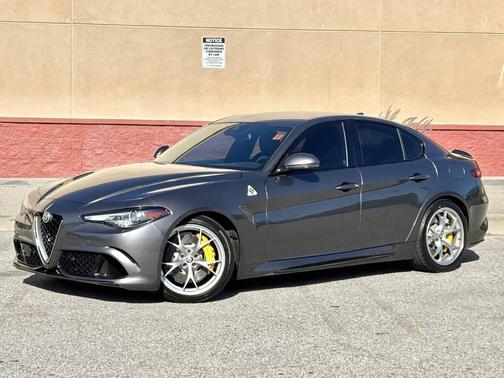 2017 Alfa Romeo Giulia Quadrifoglio