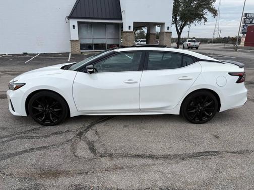 2023 Nissan Maxima SR Xtronic CVT