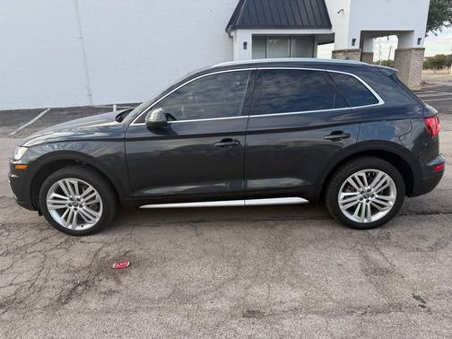 2019 Audi Q5 2.0T Premium Plus