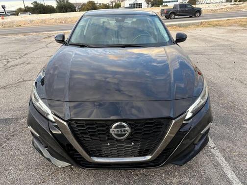 2021 Nissan Altima SR FWD