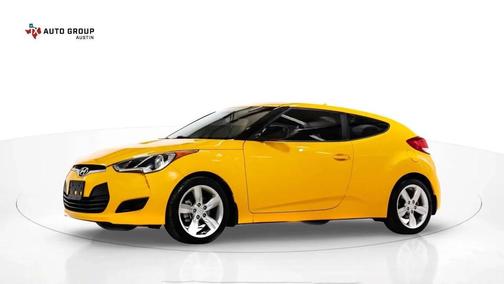 2013 Hyundai Veloster Base
