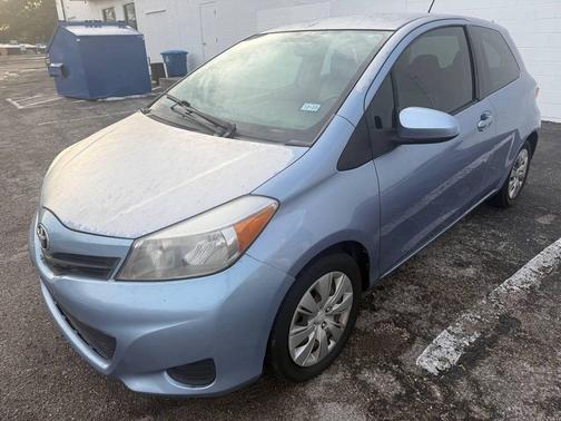 2012 Toyota Yaris LE