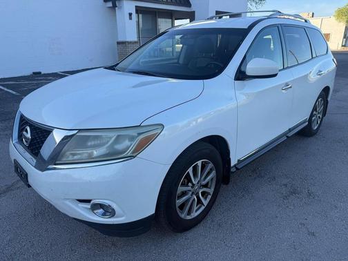 2014 Nissan Pathfinder SL