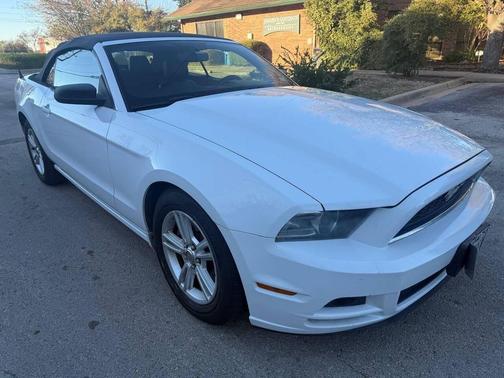 2014 Ford Mustang V6 Premium