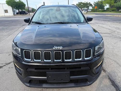 2018 Jeep Compass Sport