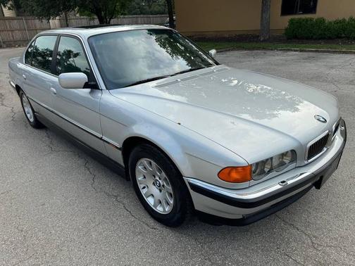 2000 BMW 740 740iL 4dr Sedan