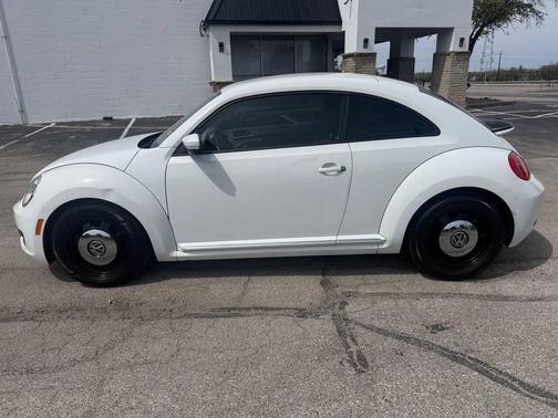 2016 Volkswagen Beetle 1.8T SE