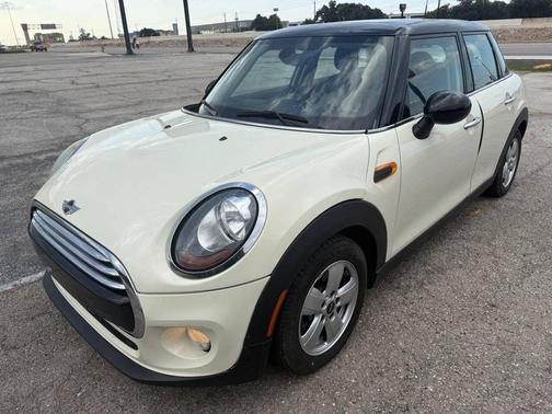 2016 MINI Hardtop Cooper