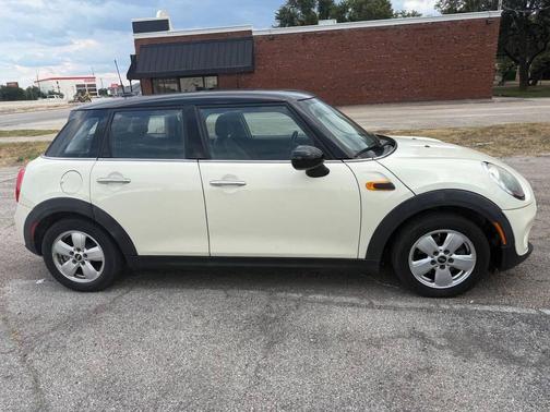 2016 MINI Hardtop Cooper