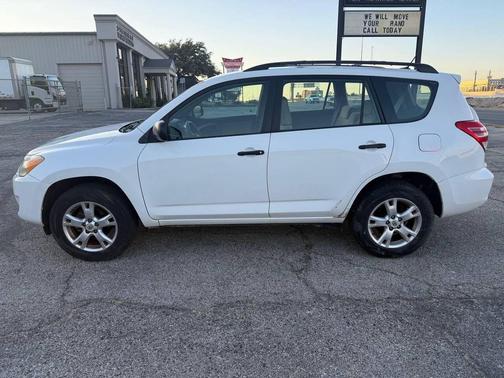 2009 Toyota RAV4 Base