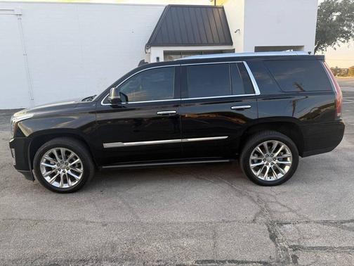 2018 Cadillac Escalade Premium Luxury