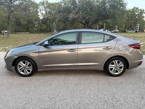 2020 Hyundai ELANTRA Value Edition