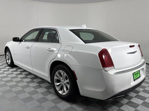 2023 Chrysler 300 Touring