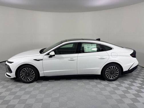 2025 Hyundai SONATA Hybrid Limited