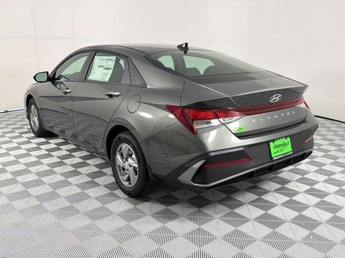Amazon Gray 2026 Hyundai ELANTRA SE