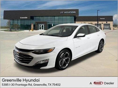 Summit White 2023 Chevrolet Malibu LT