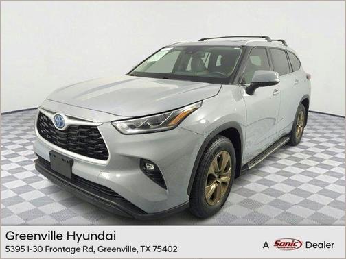 2022 Toyota Highlander Hybrid Bronze Edition